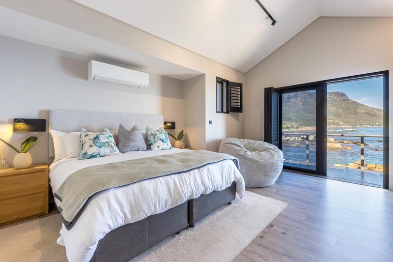 To Let 5 Bedroom Property for Rent in Camps Bay Western Cape